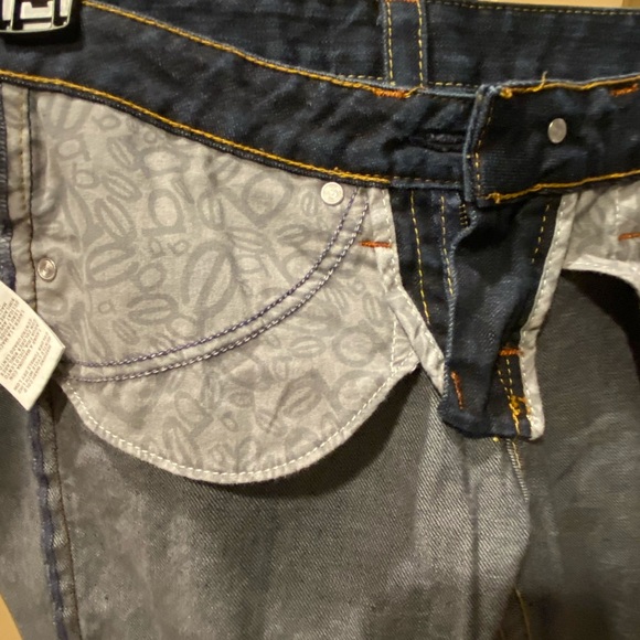 Bebe Kayla Dark Wash Chain Link Jeans. - Picture 11 of 14